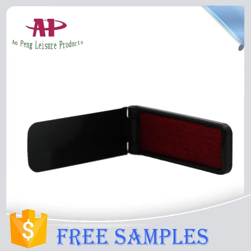 
Clothes Folding Plastic Lint Remover Brush 