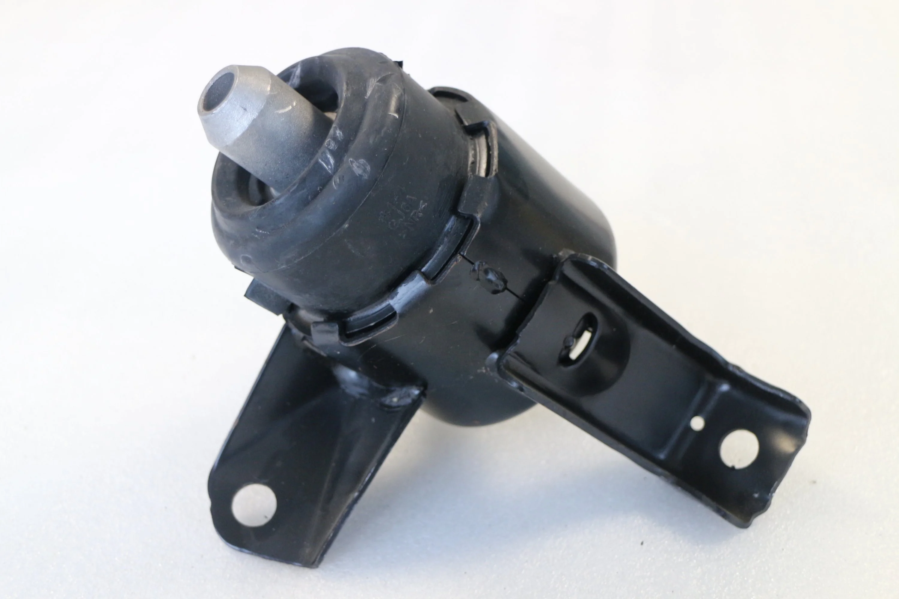 Передний правый резиновая опора двигателя GJ6A-39-060 для Mazda 6 GG GY 2002-2005 2.3L