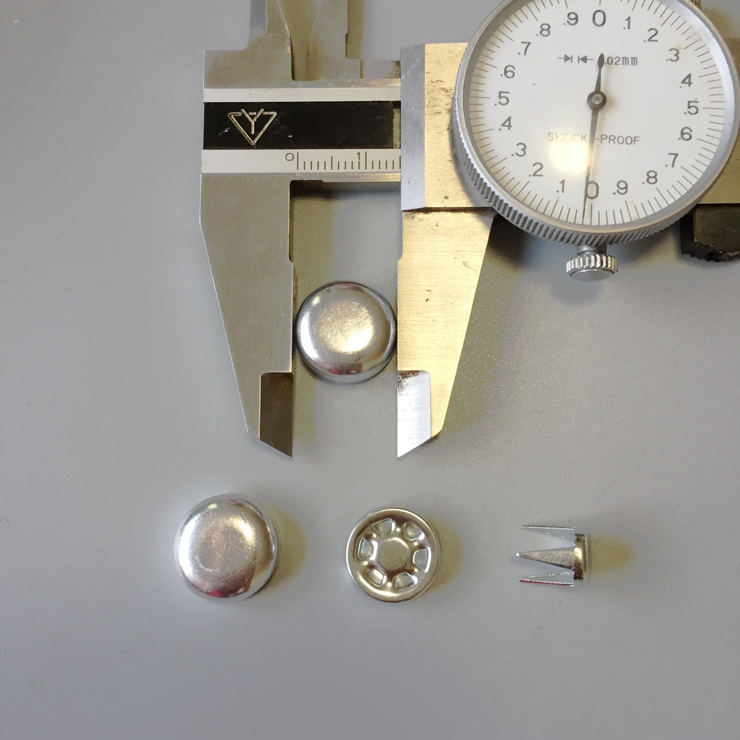 15mm Liaode Baseball Cap Top Aluminum Fabric Covered Button