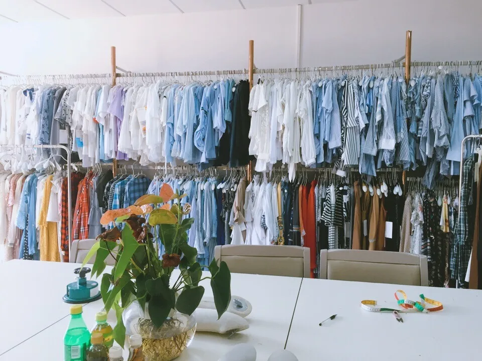 2019 Sexy Transparent Long Lace Beach Tunic Kimono Cardigan Half Sleeve Embroidery Shirt Women Top Blouse Robe Sarong De Plage