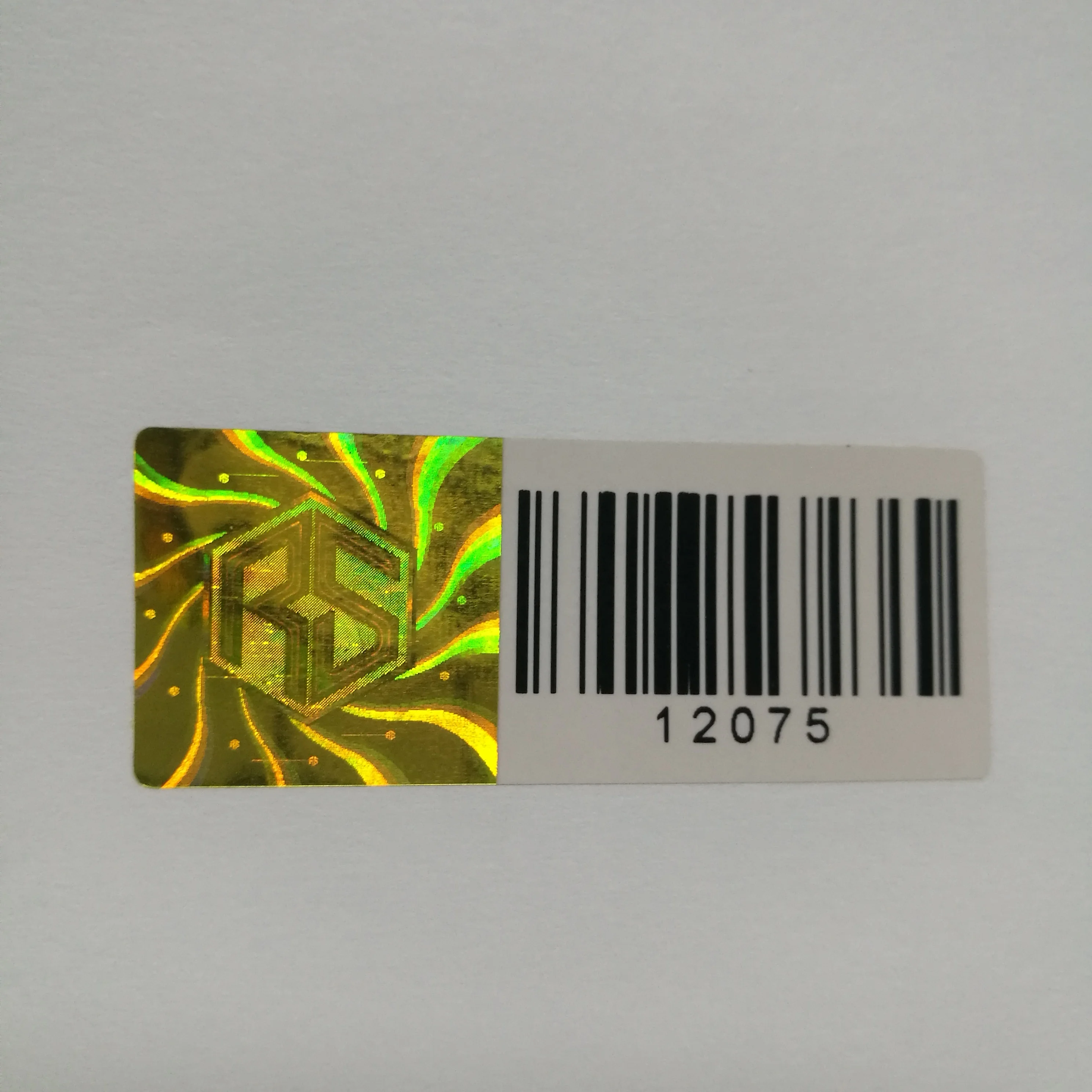 Good quality custom running serial number 3D hologram anti-counterfeit sticker with code