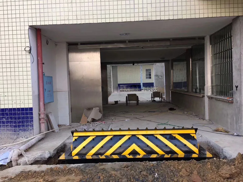 Heavy Vehicle Access Control Hydraulic Road Blocker Steel Tire Killer Traffic Barrier Flexible Anti-Terrorist Access Control