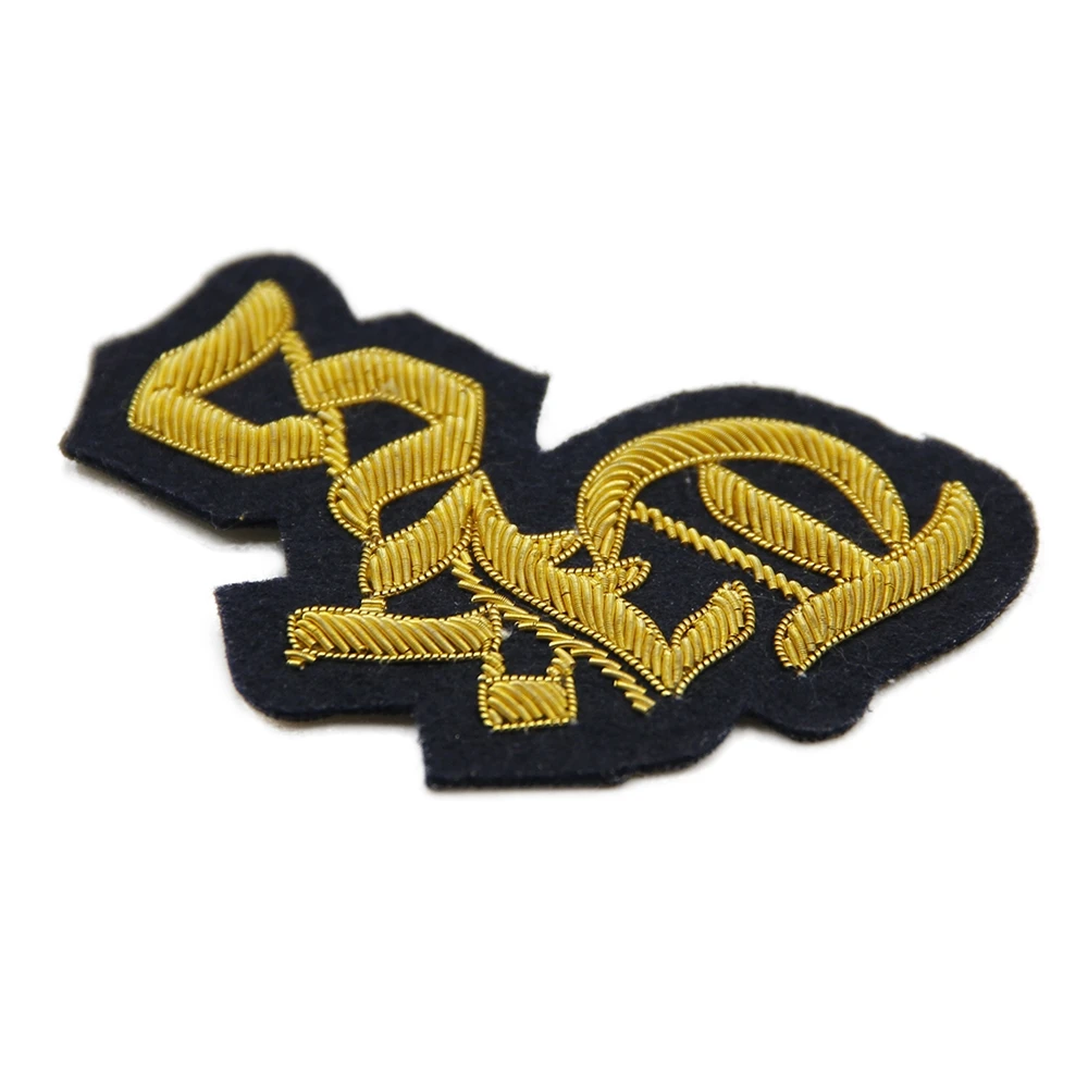 
China experienced logo embroidery custom patches beautiful letter embroidery design 