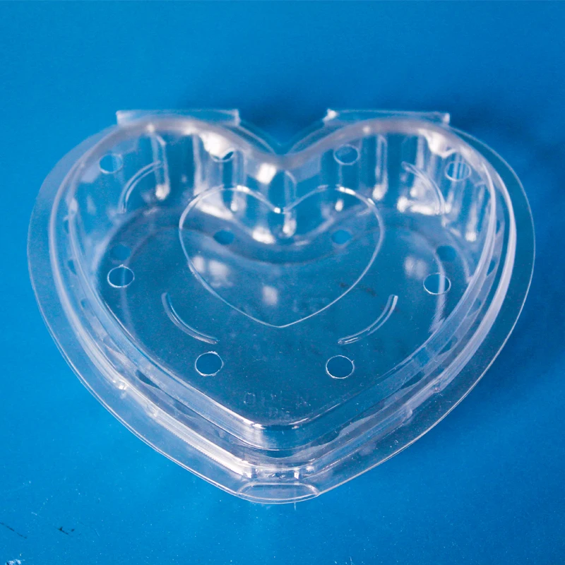 Одноразовая Маленькая прозрачная пластиковая коробка в форме сердца для упаковки еды и фруктов