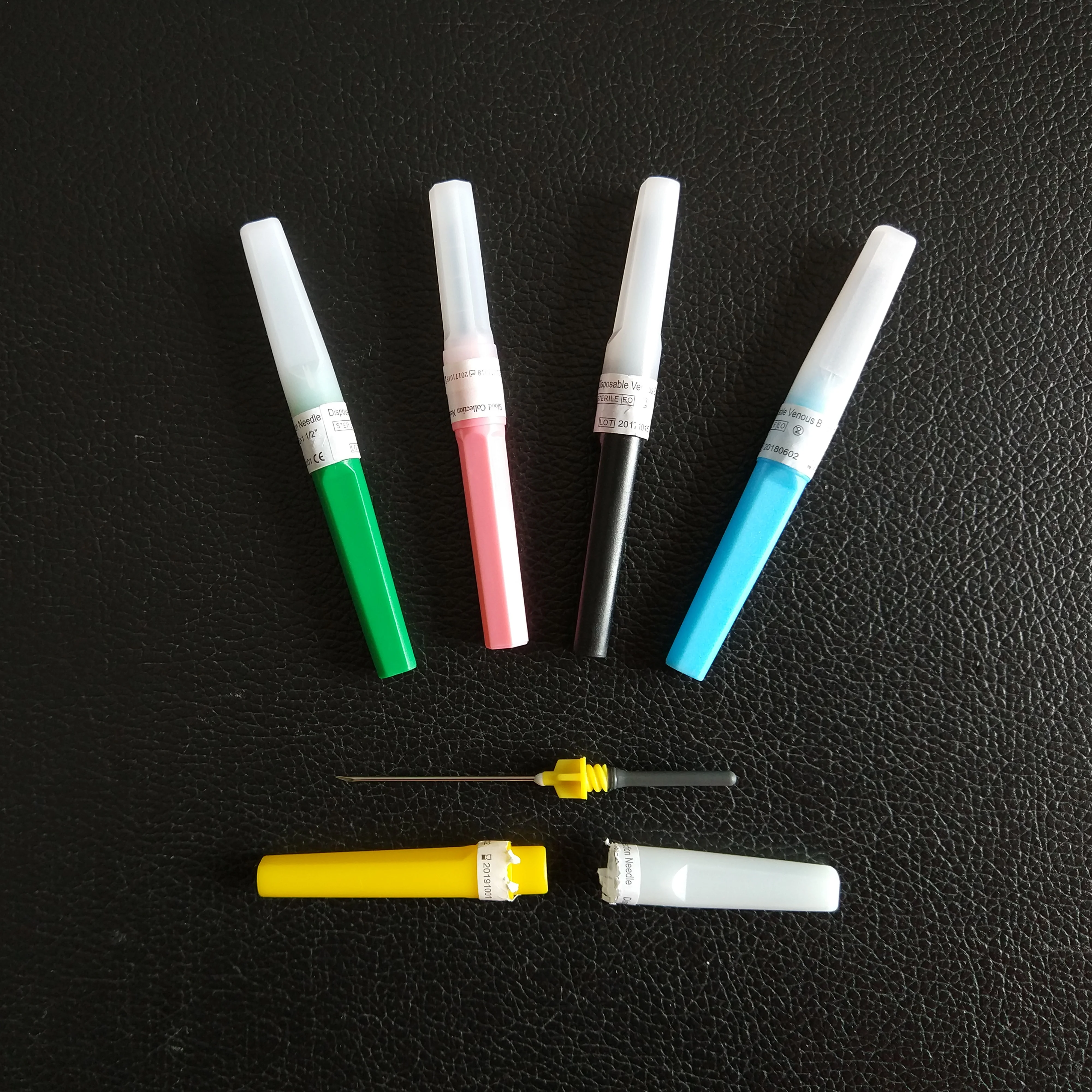 Disposable Venous Blood Collection Needle with Luer Adapter