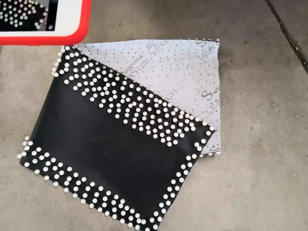 professional manufacturer factory price full computerized garment pearl setting machine