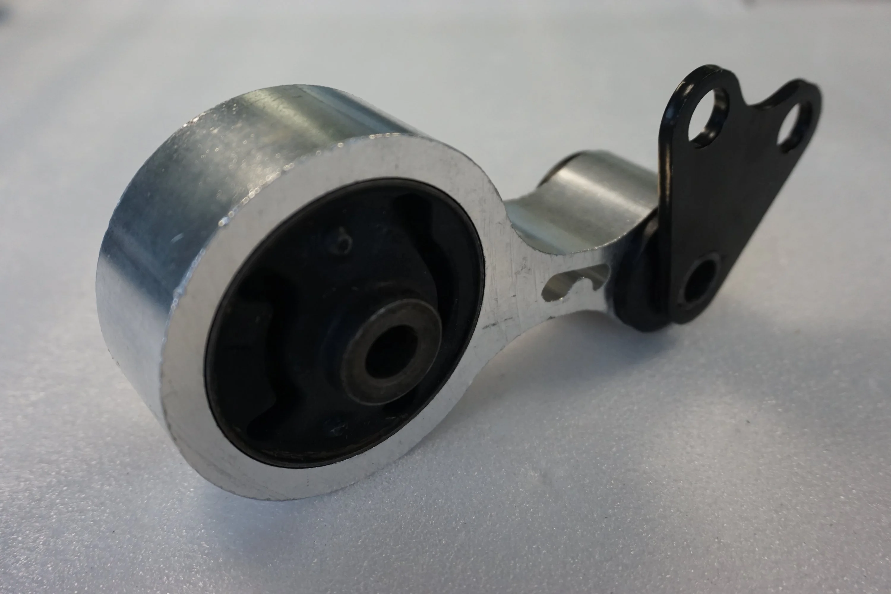 Good Quality Nature Rubber Parts Engine Mountings for Mazda 6 2008 GK2C-39-040