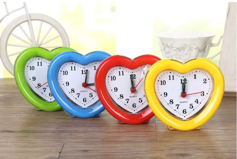 Wholesale Stock Small Order Student Cartoon Bedside Heart Shape Alarm Clock