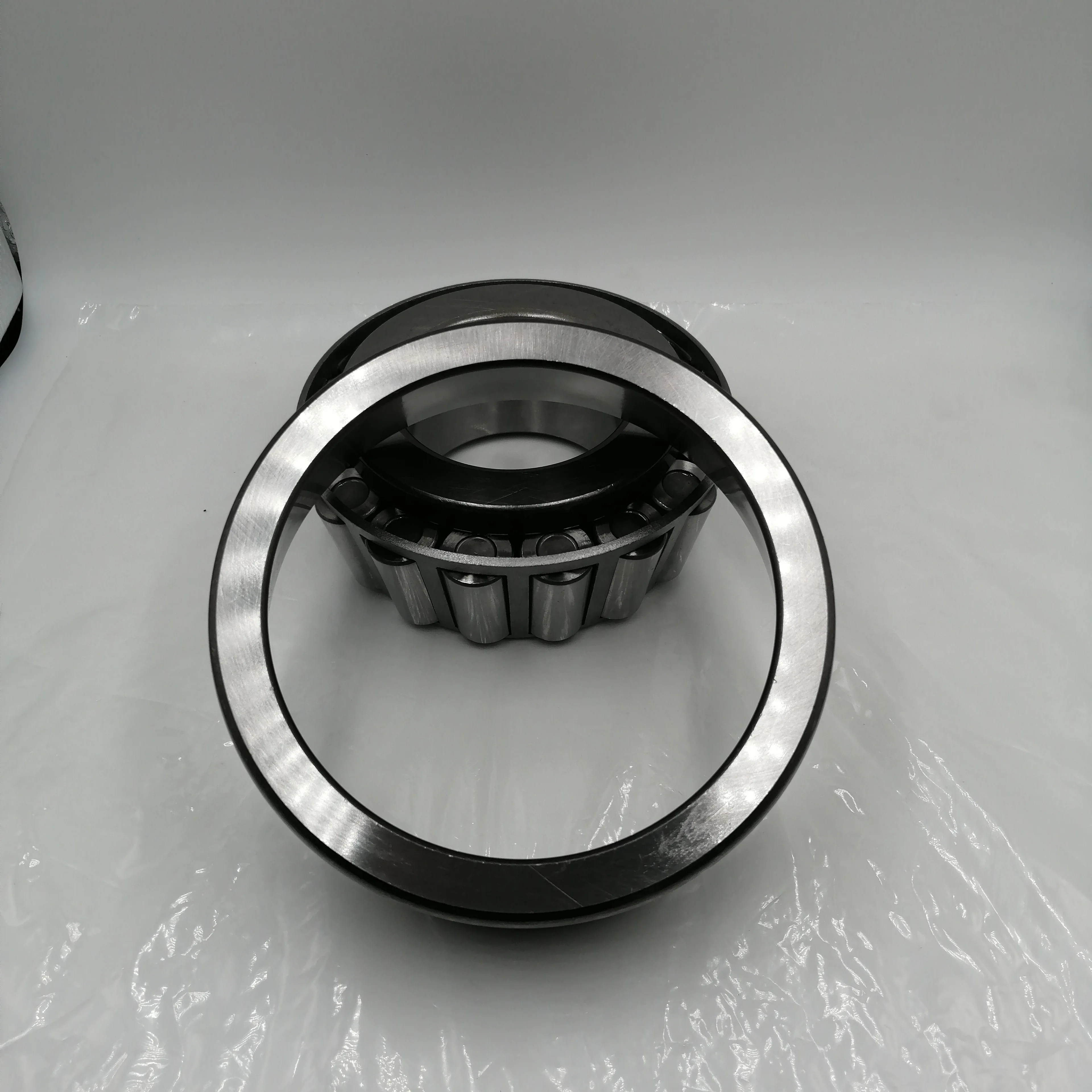 
Factory price tapered roller bearing 32313 32215 32218 