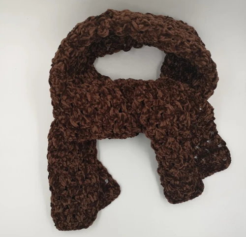 
polyester wholesale chenille yarn scarf soft warm winter fancy yarn for knitting and crochet 