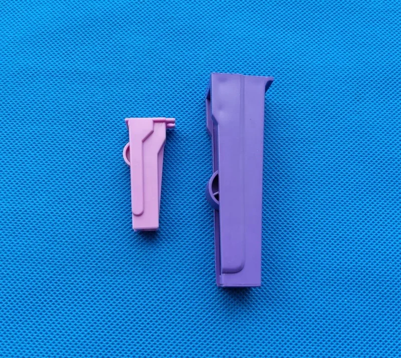 Plastic drip regulating  flow control clip Tubing Roller Clamp for 4mm or 8~10mm soft hose in hospital