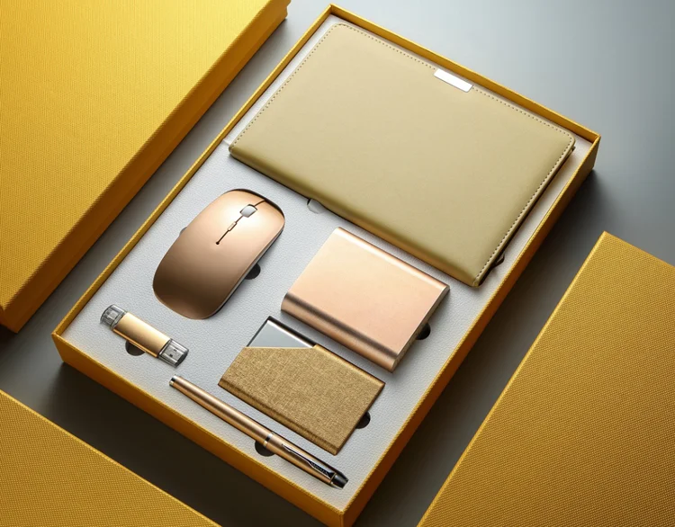 Gadgets Luxury Power Bank Name Case USB Flash Drive Mouse PU Leather Notebook Diary and Pen Gift Set with Logo