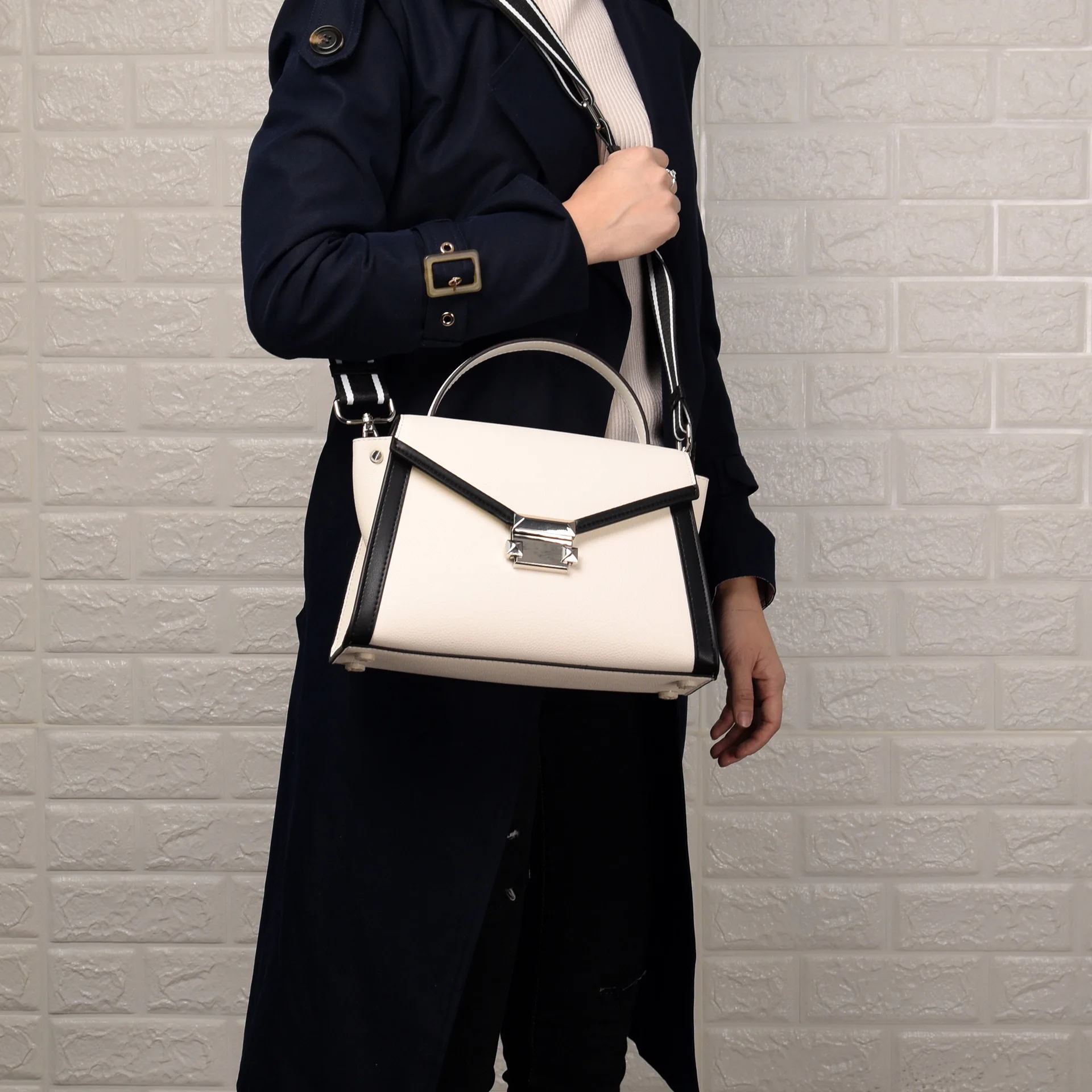 China manufacturers wholesale designer luxury brand women genuine leather handbags messenger hand bags