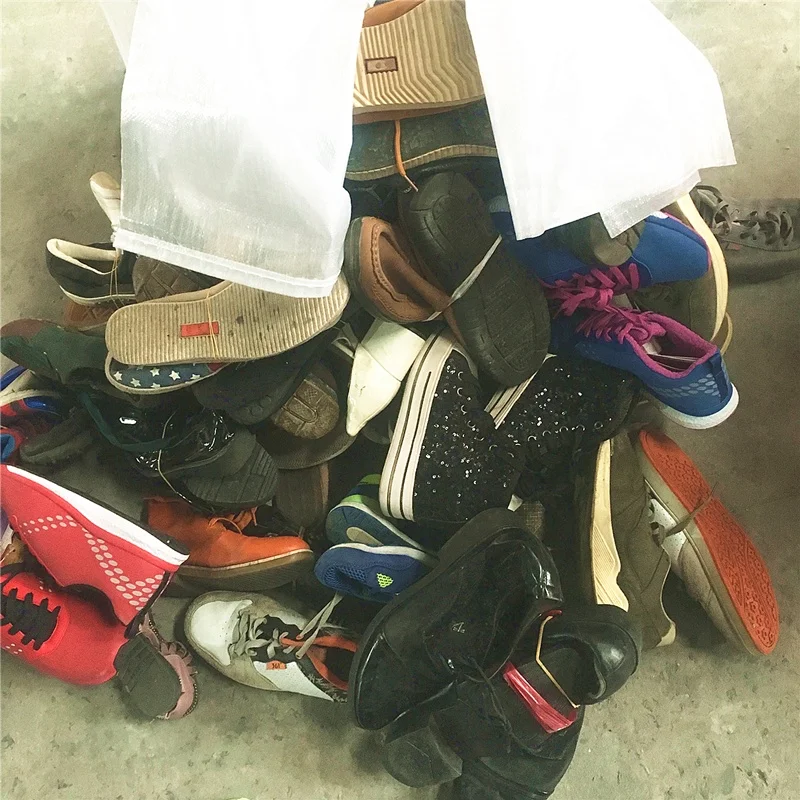 Wholesale selling lots of used shoes good quality used shoes zambia in bales