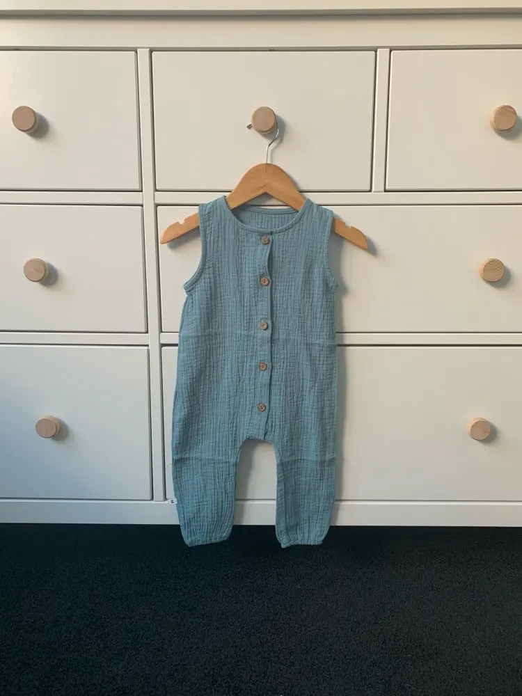 Baby Boy Romper Wholesale New solid bodysuit Simple Sleeveless Siamese baby clothes toddler clothing 163TP0628