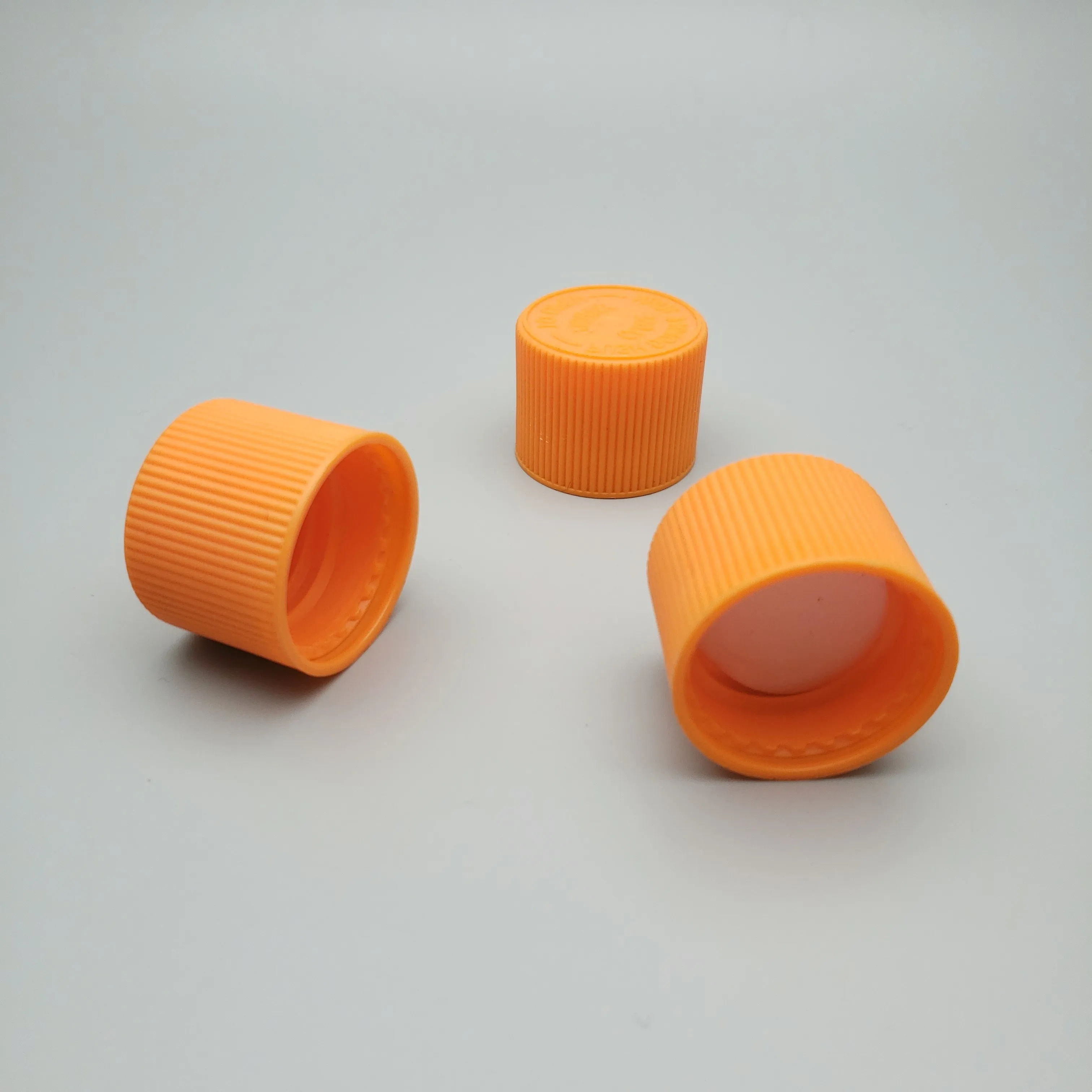 24mm 28mm plastic normal screw cap with PE liner plastic bottle cap with ribbed