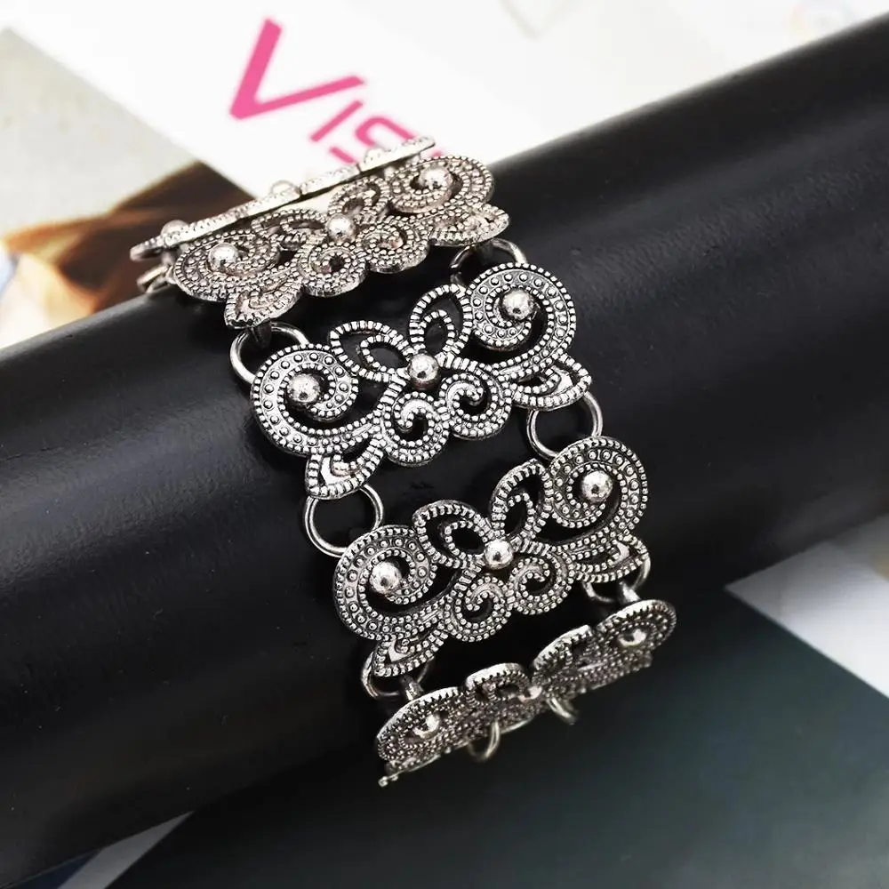 Retro Indian Ghungru Plated Silver Cuff Bracelet Bangle Egypt Carved Flower Hollow Coin Cuff Bracelet For Women Jewelry Design