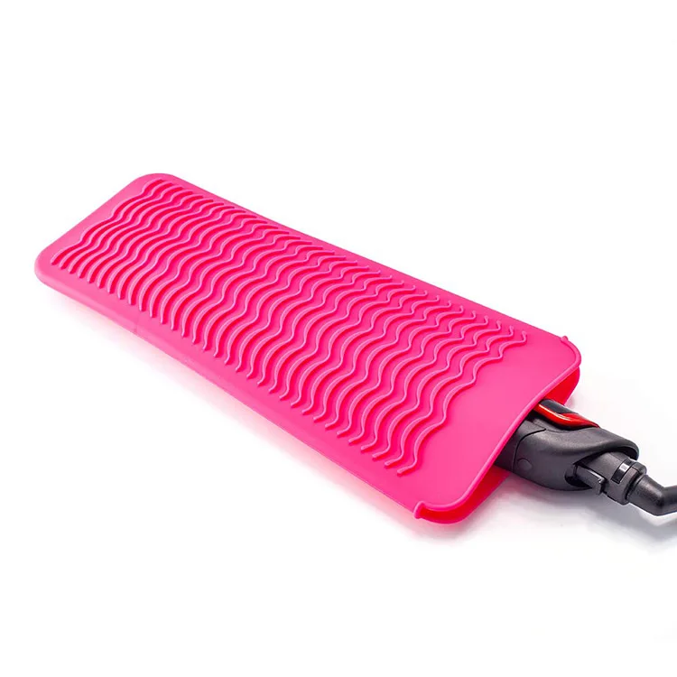 Heat resistant silicone insulation pad mat travel portable hair straightener bag