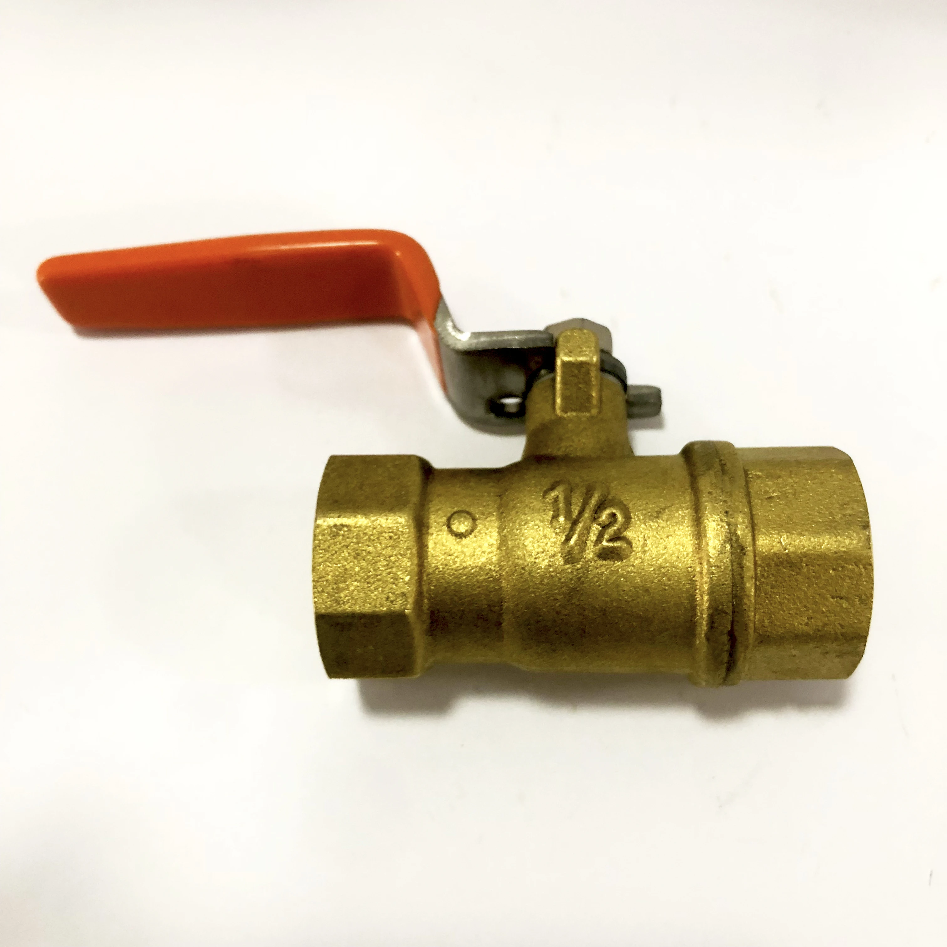 BSP thread Brass water Ball Valve brass color with orange color long sleeve handle
