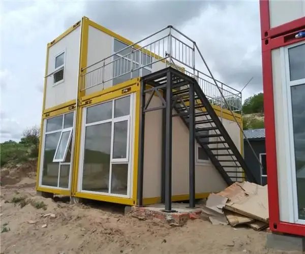 Comfortable and practical modern prefab duplex house