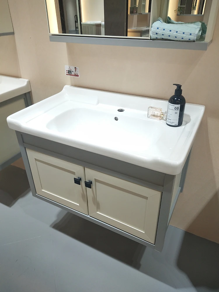 Белый шкаф для ванной комнаты туалетный столик с раковиной и зеркалом