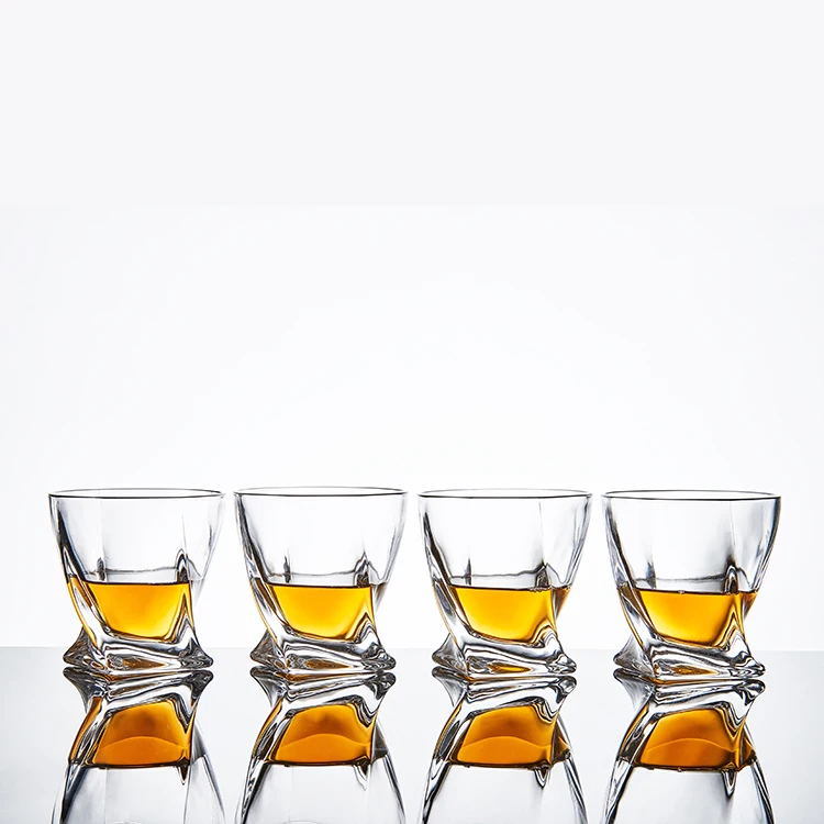 2021 Amazon  Hot selling crystal clear Twisted whiskey glass set of 4 pcs with Custom gift box packing