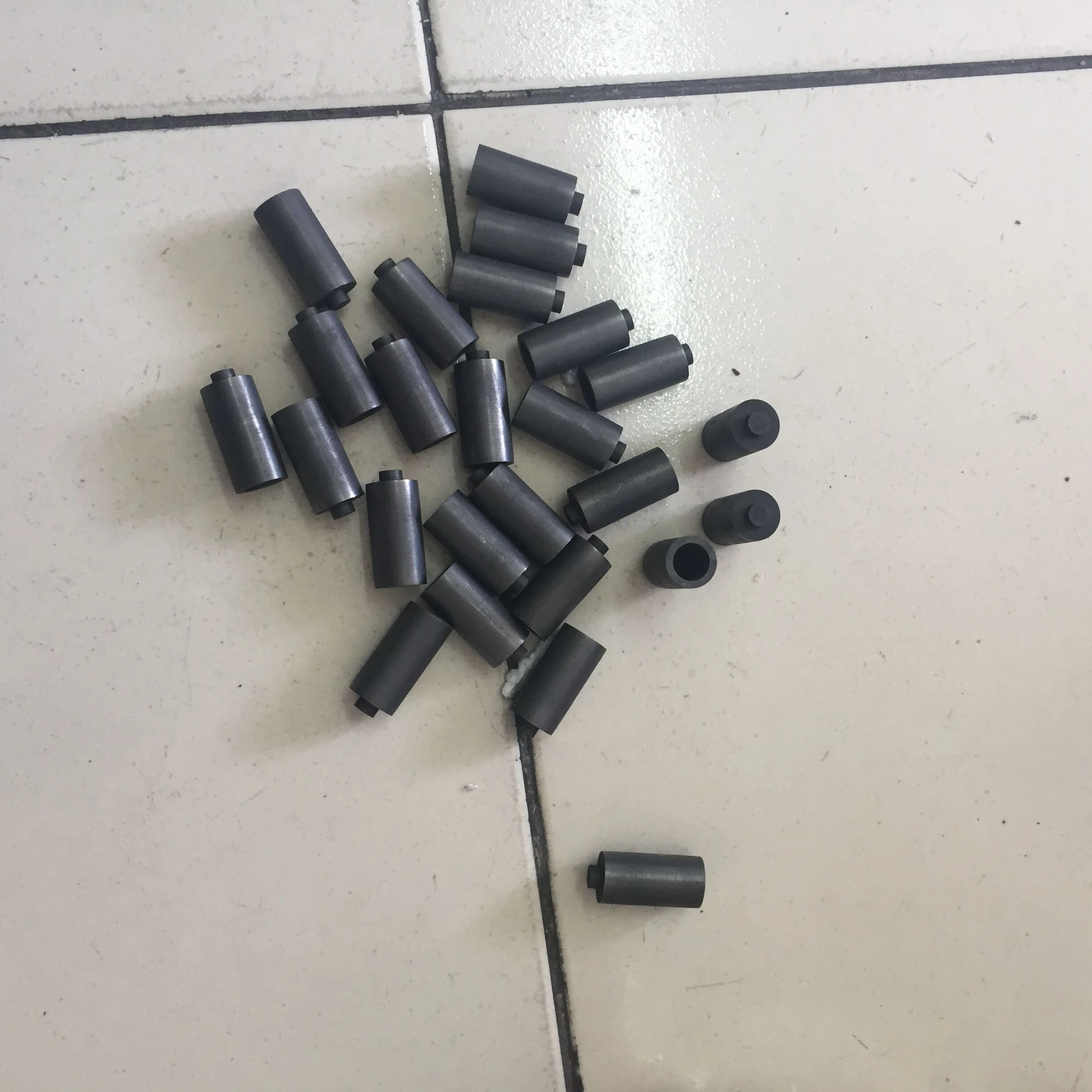 mini small size graphite crucible for lab test high purity high temperature resistance