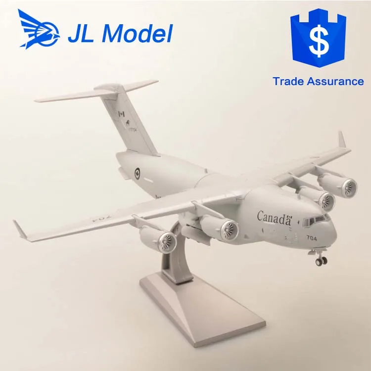 
2010 Boeing C-17 A Globemaster USA 1/200 aircraft model plane 