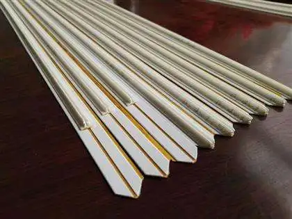 700mm Length 13mm Standard Back or 9mm Narrow Back Pressboard Plastic Creasing Matrix Adhesive Creasing Channel for Diemaking