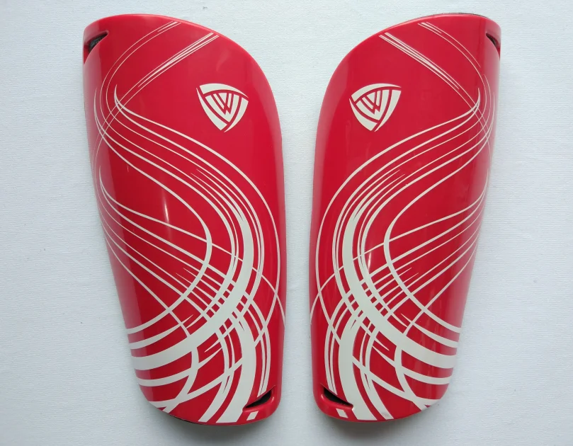 High Quality Eco-friendly Protective Soccer Shin Guards with Custom Logo