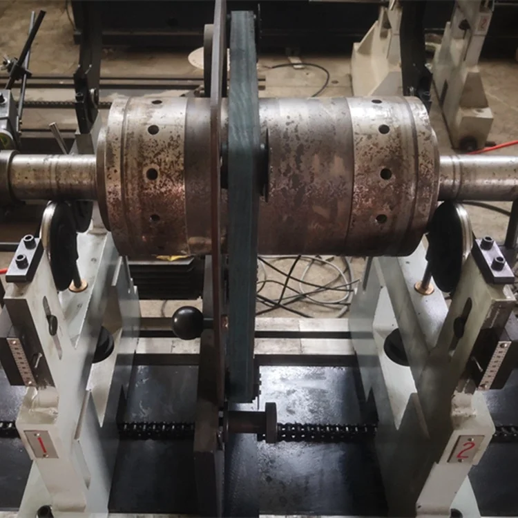 Small rotor balancing machine, electric motor balancing machine