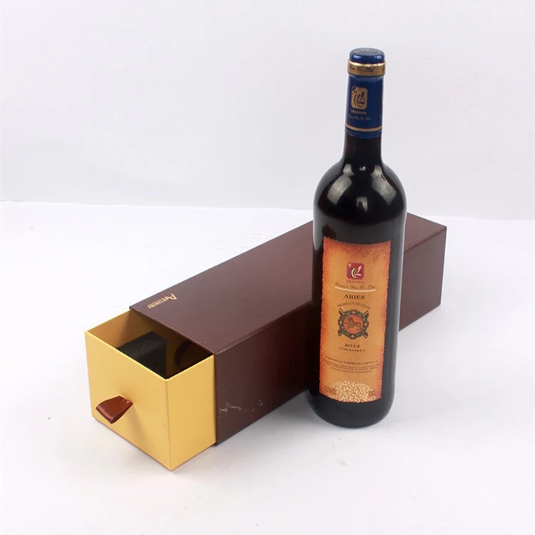 Подарочная коробка для виски из черной бумаги с бархатной губкой