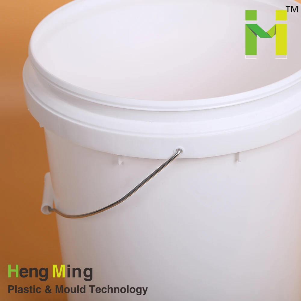 
wholesale 5 gallon 20l white empty paint heavy duty plastic buckets with lid 