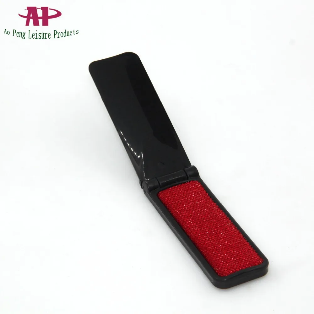 
Clothes Folding Plastic Lint Remover Brush 