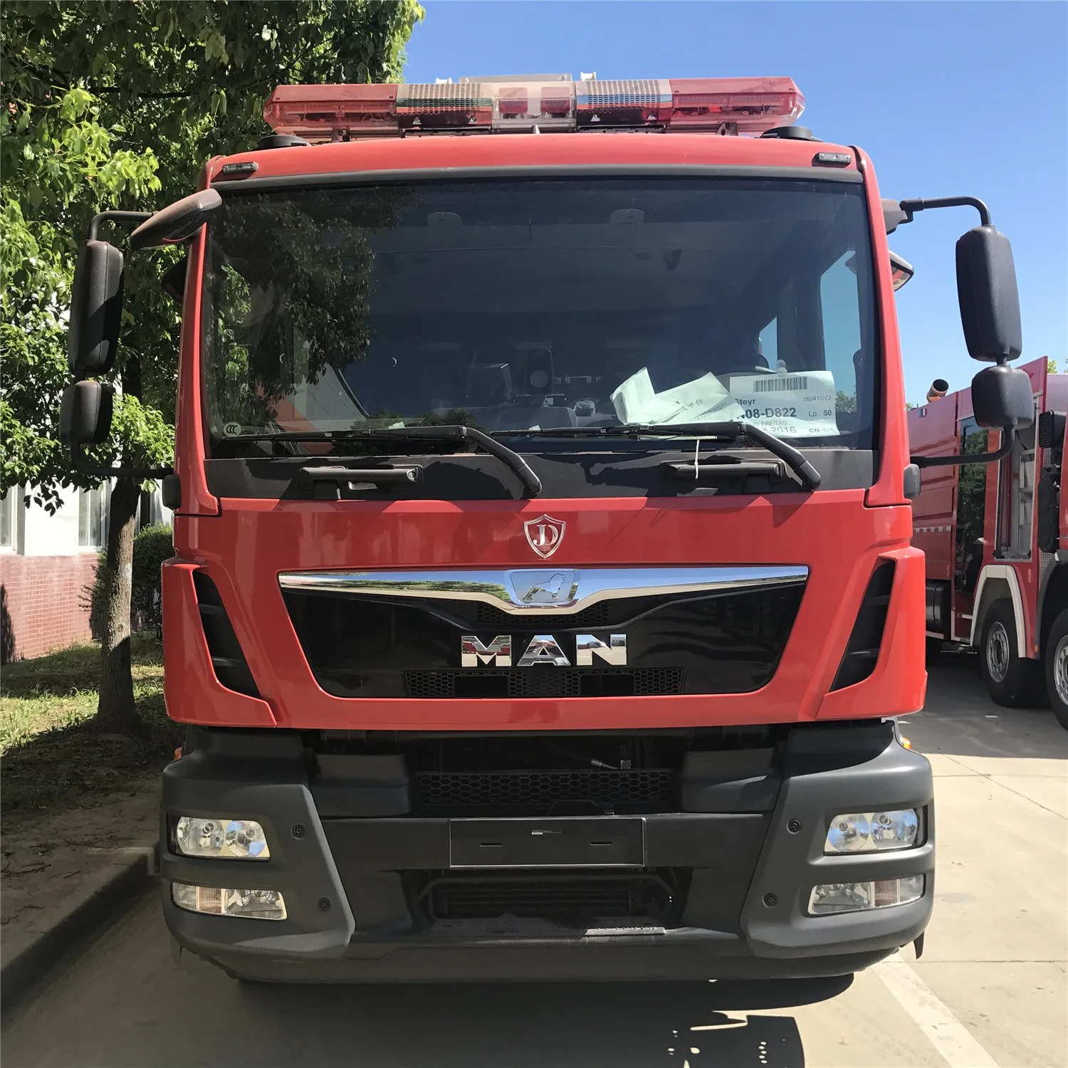 Shanghai JINDUN high quality 25 meters aerial platform fire truck fire engine for sale