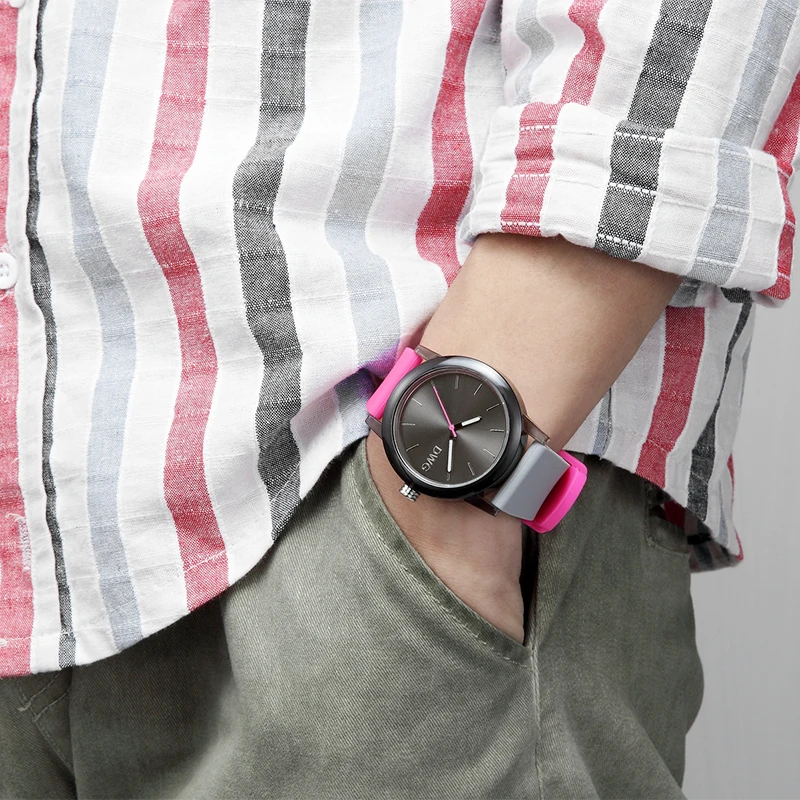 Brand New Silicone sport Watches For Men women watches