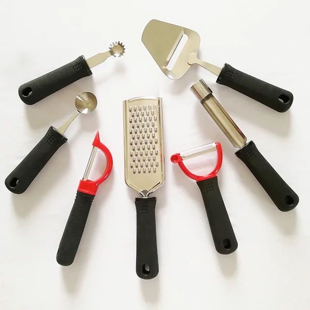 Kitchen Gadgets Stainless Steel Medium Hole Metal Cheese Grater