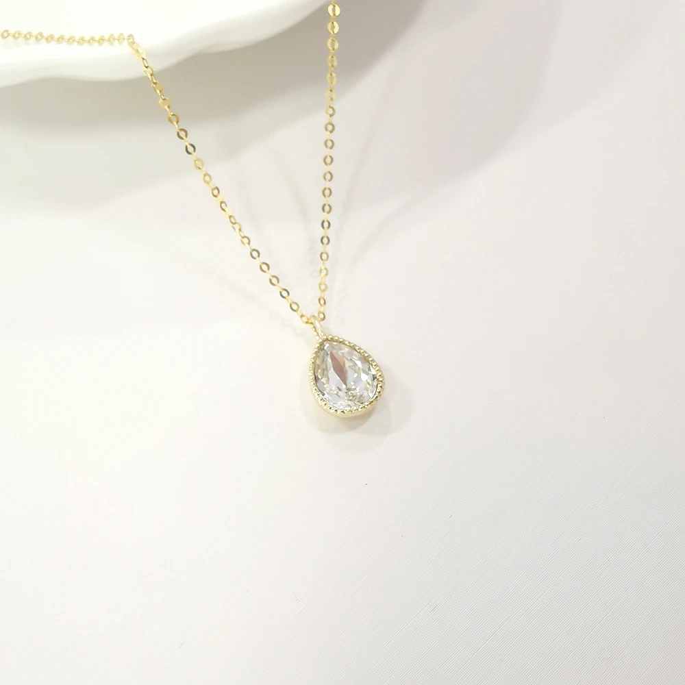 Crystal Water Drop Pendant Necklace Women Jewelry 1000S Fashion Gold Cuban Link Chain CLASSIC Yellow Gold Party Necklaces CN;GUA