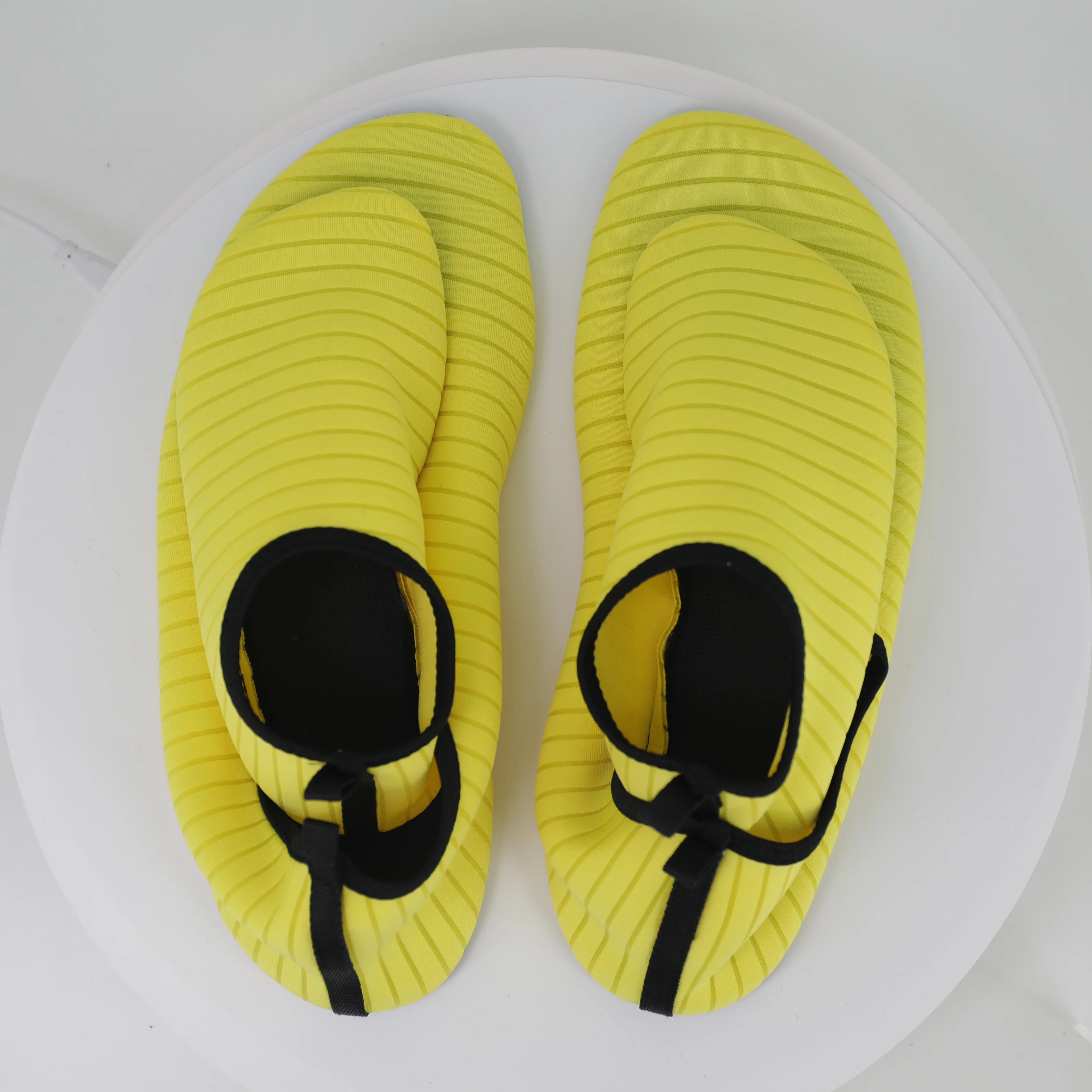Zale 2018 Lighted Customized Children Wet Socks Swim Pool Beach Yoga Exercise Water Adults Mesh Kids Aqua Shoes
