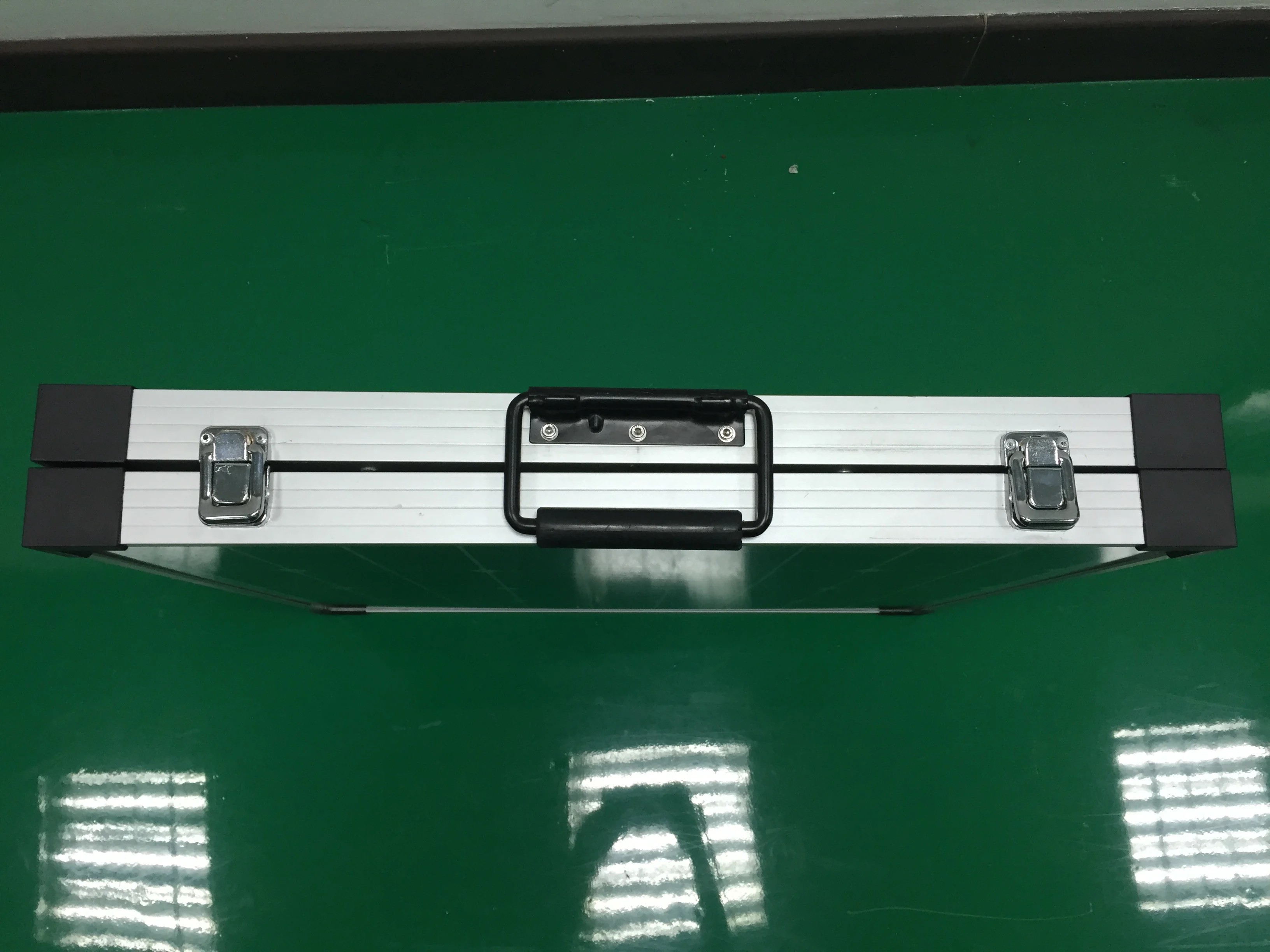 Factory price portable solar panel 120w