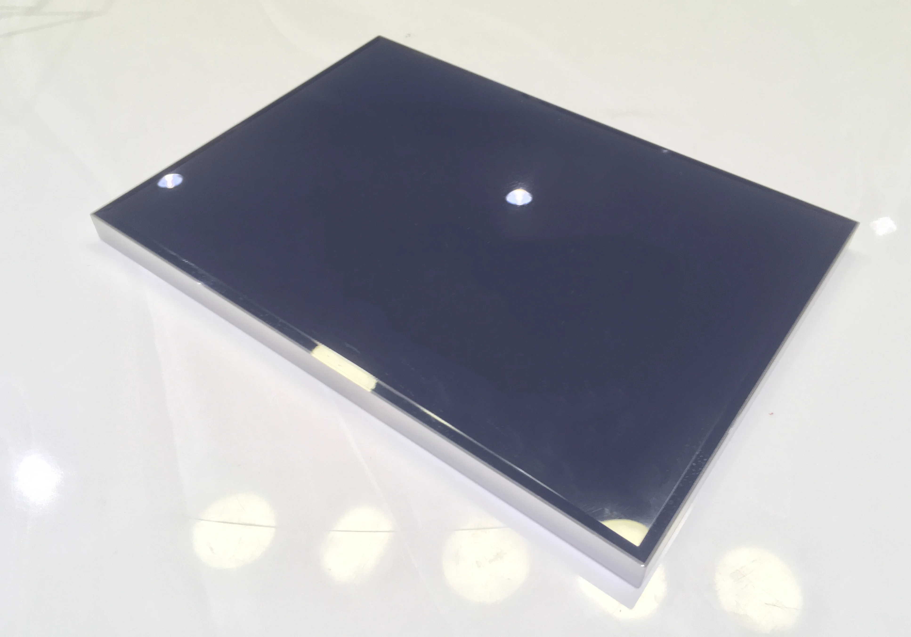 
16mm 18mm Gloss Laminated Board Color Diamond Board 1220*2440mm High Glossy Uv Mdf Panel in foshan 