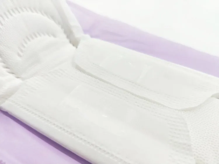 cheap Negative ion sanitary napkins with wings factory wholesale charcoal sanitary napkin