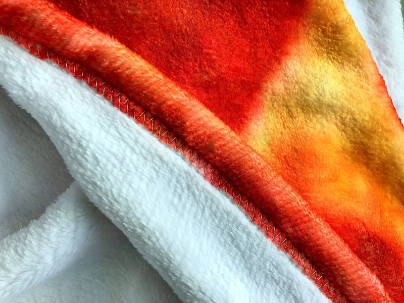 100% polyester super soft hot sale print round wholesale Breathable food double sided burrito blanket