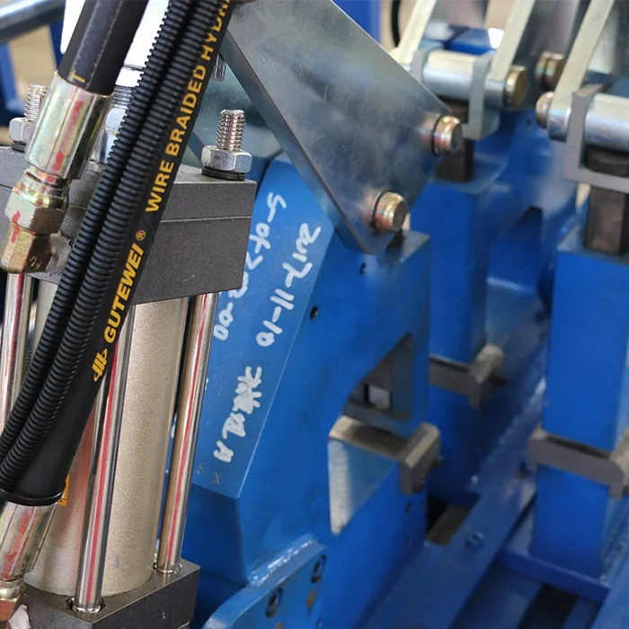 
prefab houses c channel making machine/ steel C Z purlin roll forming machine for Building Material 