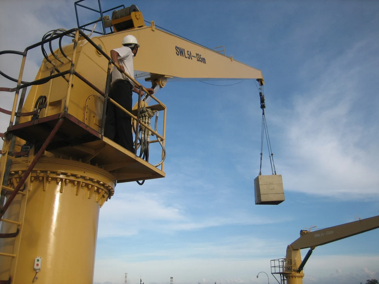 Small Ship Deck  For Boat Marine Crane For Sale