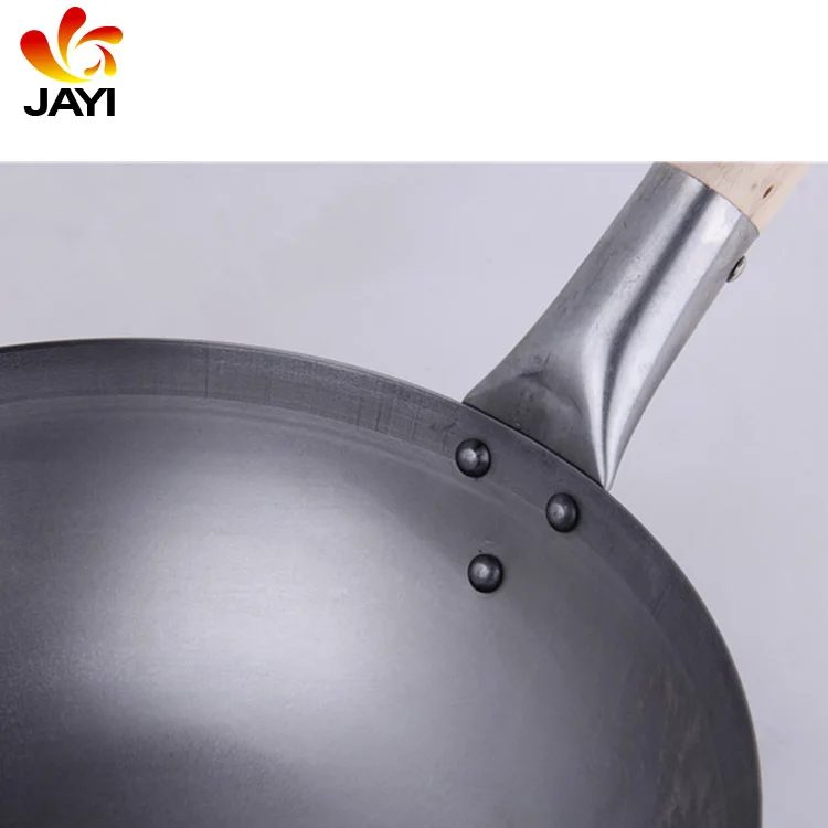 Thickness 1.0mm Chinese Carbon Steel Machine Made Wok With Single Wood Handle