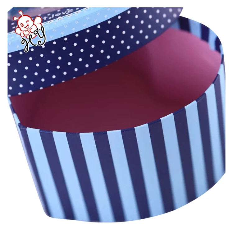 Chinese New Hollow Flower Wedding Invitation Card with Laser Cut Cover