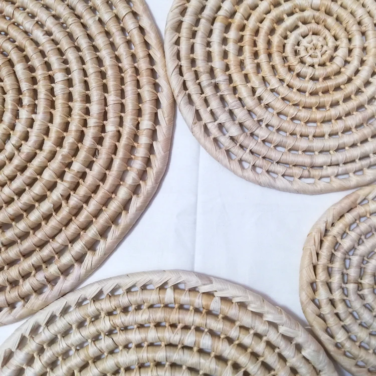 Natural Rattan Mat Braided Round Woven Straw Placemats for Dining Table