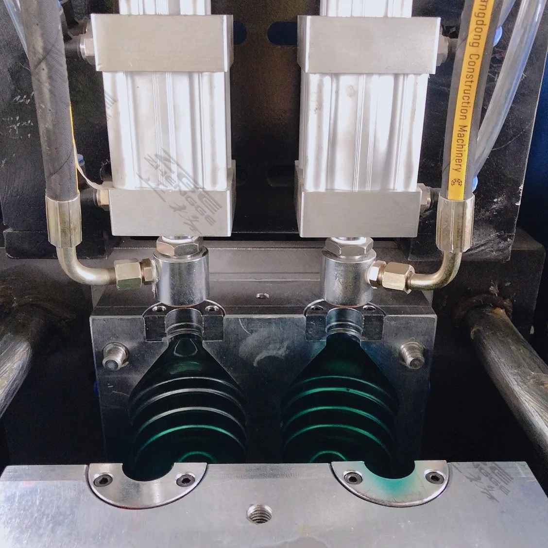 Best Popular Brand New Economical Baby Bottle Extrusion Blow Molding Machine