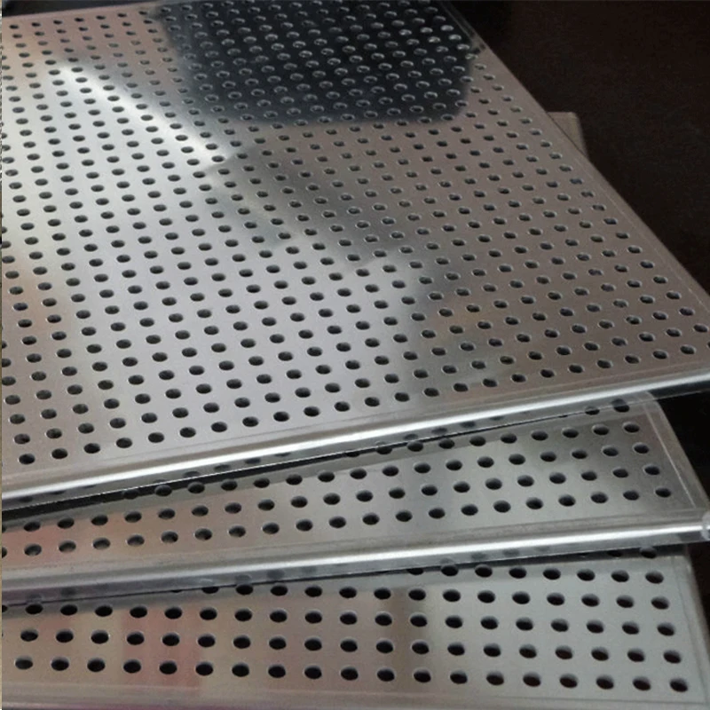 High Quality PVC Coated Perforated Metal Sheet Punching Mesh Round Hole Mesh With High Profit